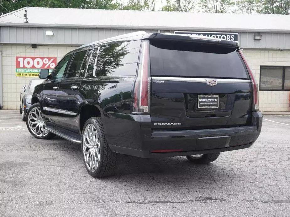 used 2018 Cadillac Escalade ESV car, priced at $28,900