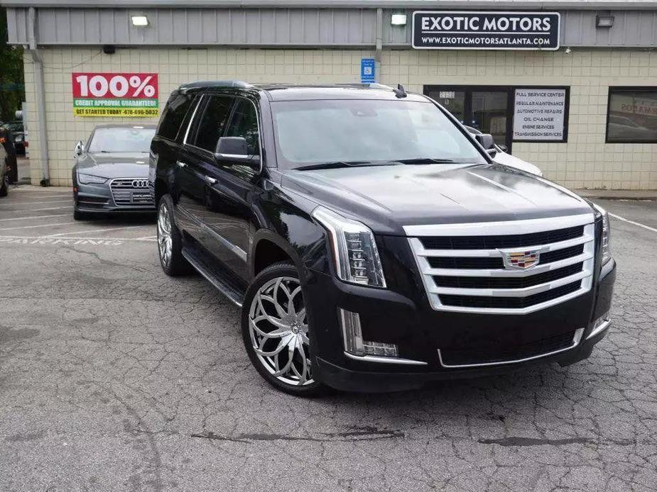 used 2018 Cadillac Escalade ESV car, priced at $28,900