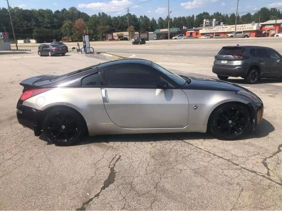 used 2003 Nissan 350Z car, priced at $12,900