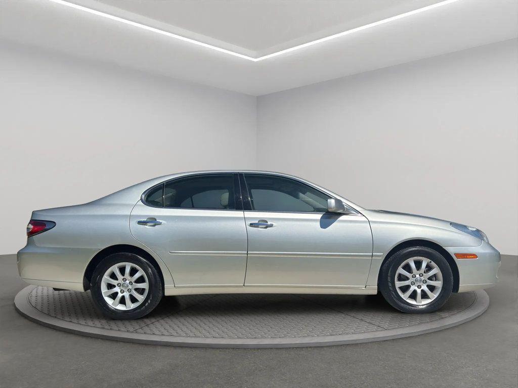 used 2004 Lexus ES 330 car, priced at $7,495