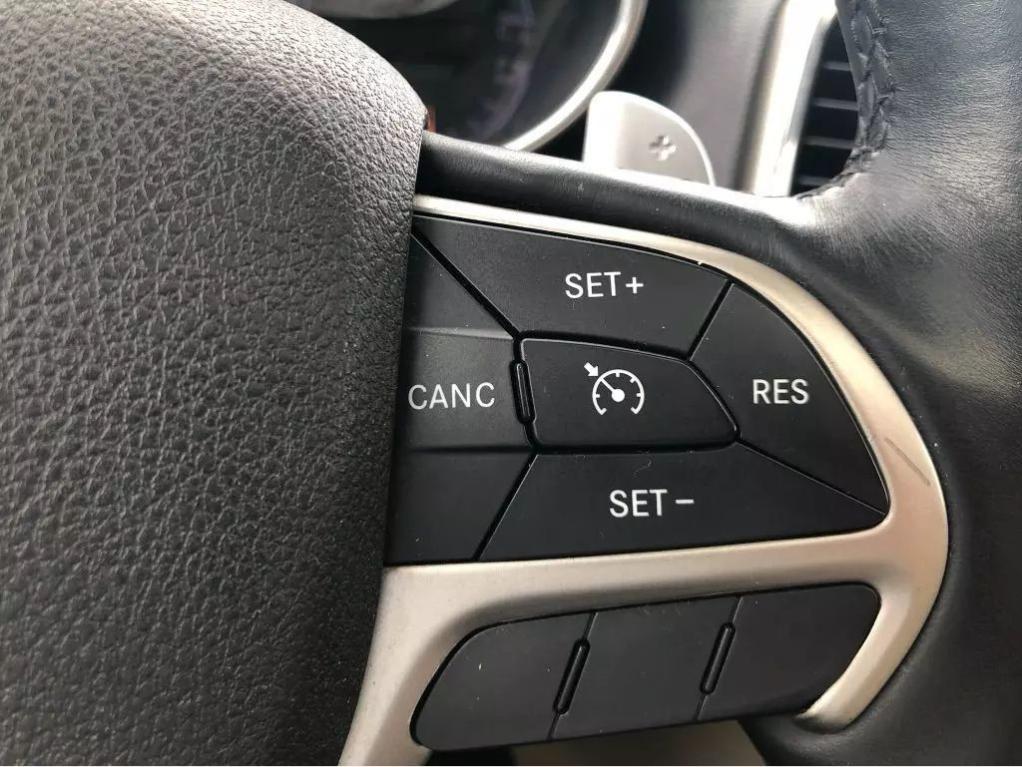 used 2014 Jeep Grand Cherokee car, priced at $15,200