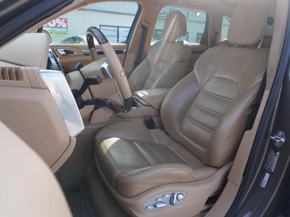 used 2013 Porsche Cayenne car, priced at $28,900