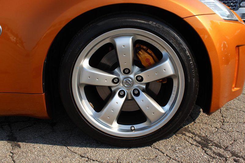 used 2006 Nissan 350Z car, priced at $22,900