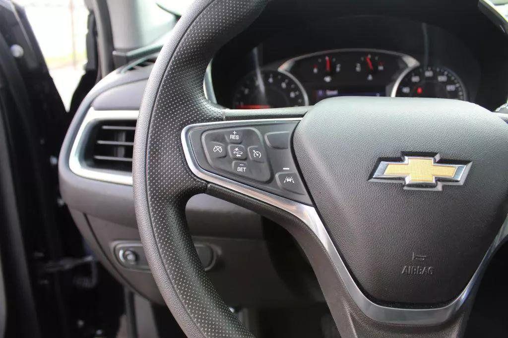 used 2022 Chevrolet Equinox car, priced at $18,990