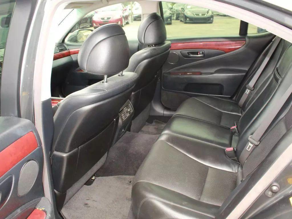 used 2007 Lexus LS 460 car, priced at $11,590