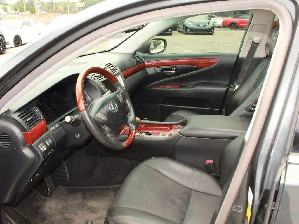 used 2007 Lexus LS 460 car, priced at $11,590