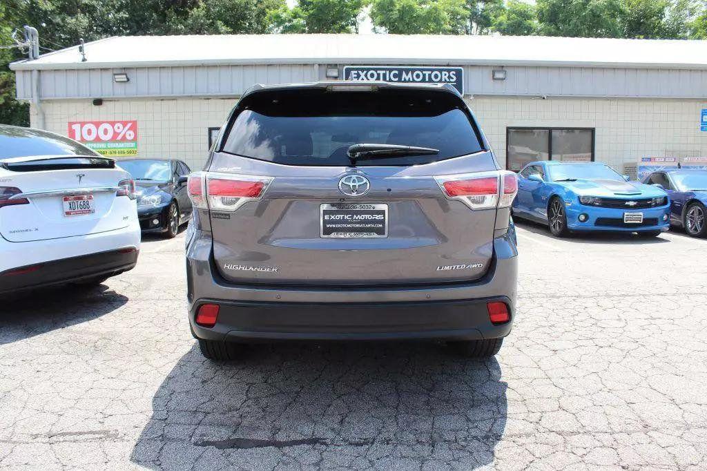 used 2016 Toyota Highlander car, priced at $22,500