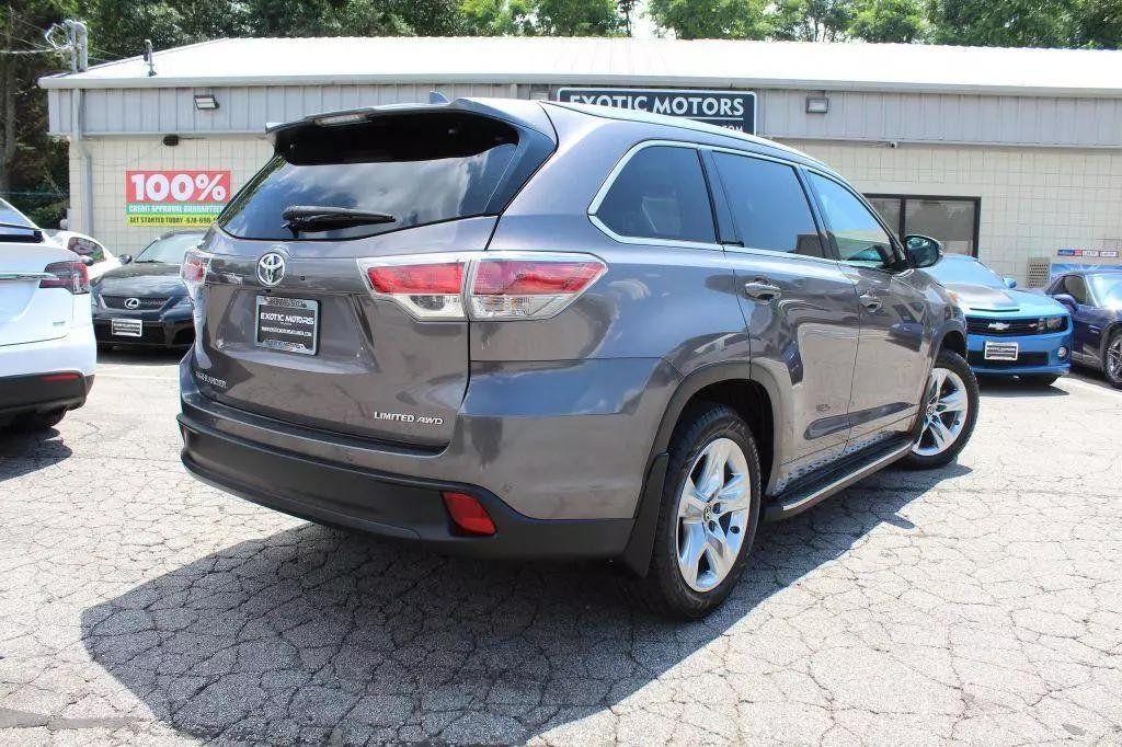 used 2016 Toyota Highlander car, priced at $22,500