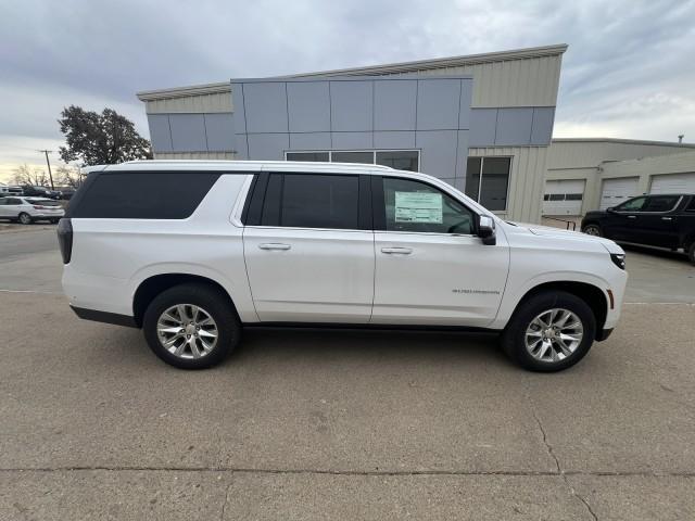 new 2025 Chevrolet Suburban car, priced at $92,190