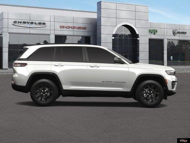 new 2024 Jeep Grand Cherokee car, priced at $45,193