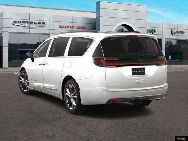 new 2024 Chrysler Pacifica car, priced at $47,577