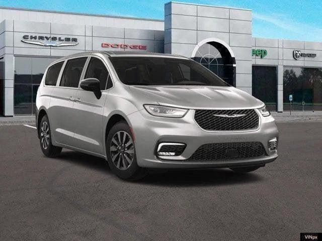 new 2023 Chrysler Pacifica Hybrid car, priced at $55,650