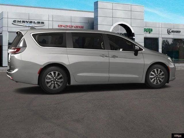 new 2023 Chrysler Pacifica Hybrid car, priced at $55,650