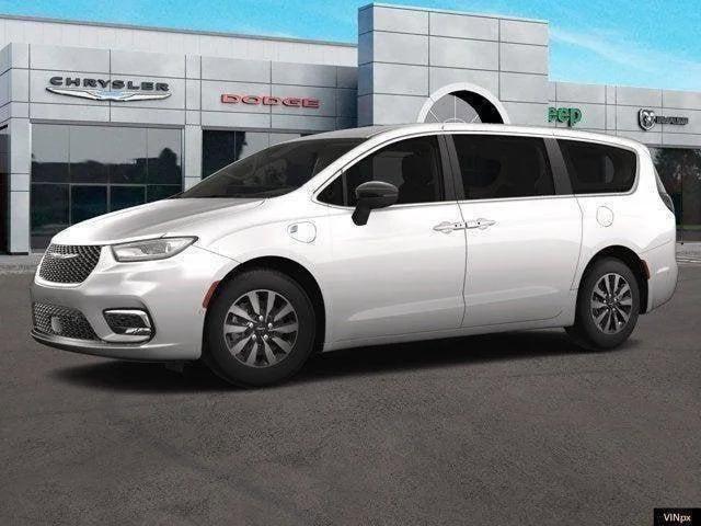 new 2023 Chrysler Pacifica Hybrid car, priced at $55,650