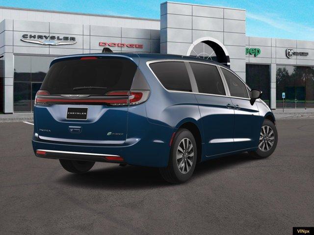 new 2024 Chrysler Pacifica Hybrid car, priced at $54,240