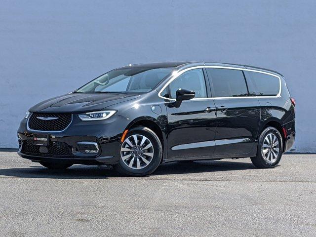 used 2023 Chrysler Pacifica Hybrid car, priced at $46,179