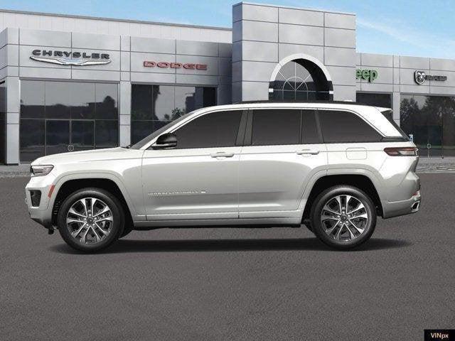 new 2025 Jeep Grand Cherokee car, priced at $65,435
