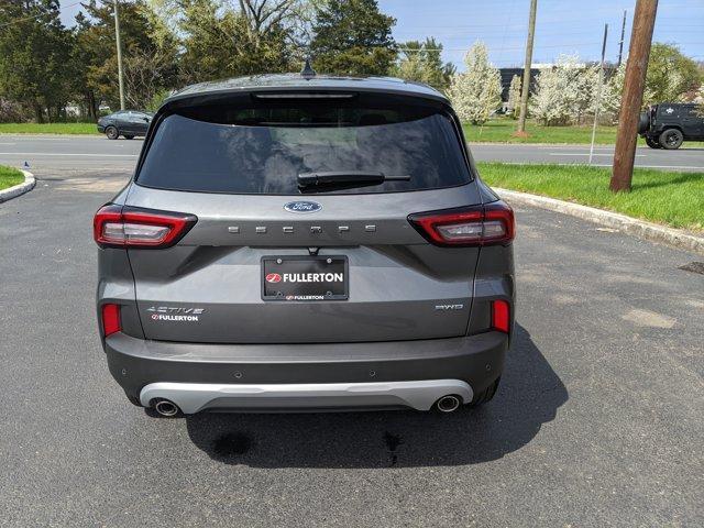 used 2025 Ford Escape car, priced at $29,995