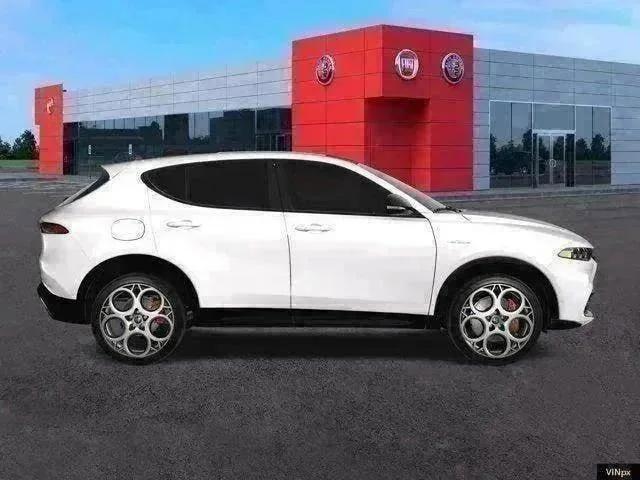 new 2024 Alfa Romeo Tonale car, priced at $51,640