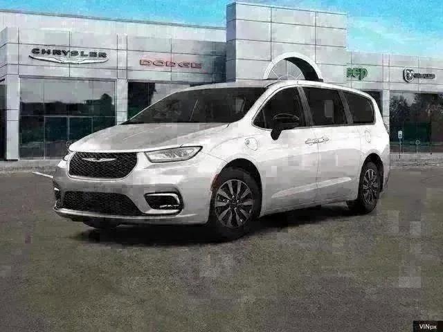 new 2023 Chrysler Pacifica Hybrid car, priced at $55,650