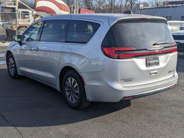 used 2023 Chrysler Pacifica Hybrid car, priced at $41,000