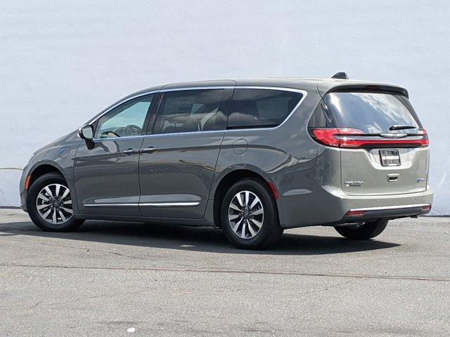 used 2023 Chrysler Pacifica Hybrid car, priced at $46,000