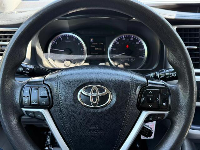 used 2019 Toyota Highlander car, priced at $19,699