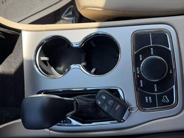 used 2017 Jeep Grand Cherokee car, priced at $17,499