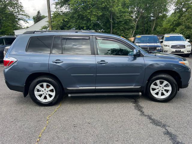 used 2012 Toyota Highlander car, priced at $11,499