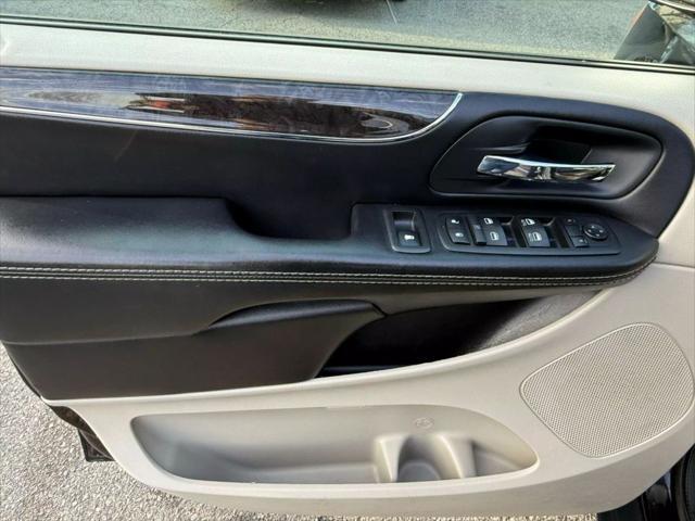 used 2015 Chrysler Town & Country car, priced at $8,399
