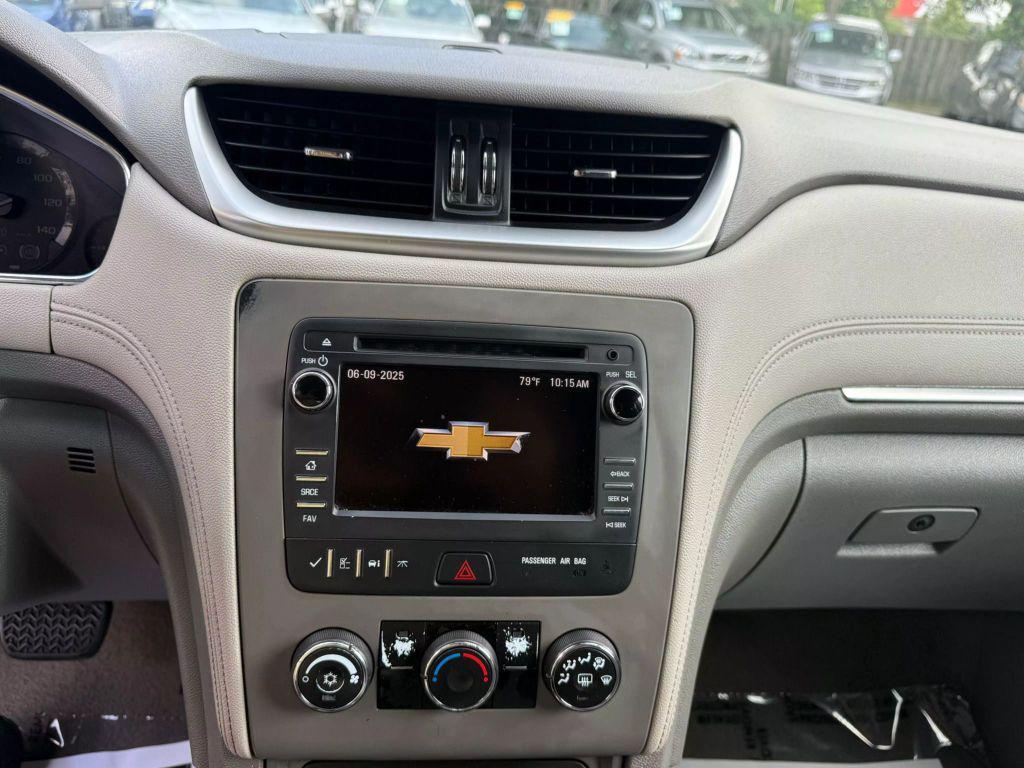 used 2017 Chevrolet Traverse car, priced at $9,399