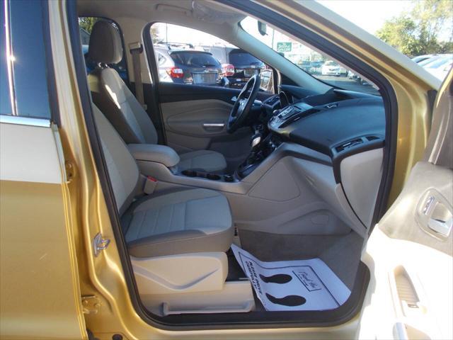 used 2014 Ford Escape car, priced at $7,995