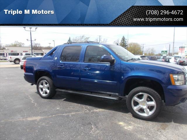 used 2013 Chevrolet Avalanche car, priced at $11,495