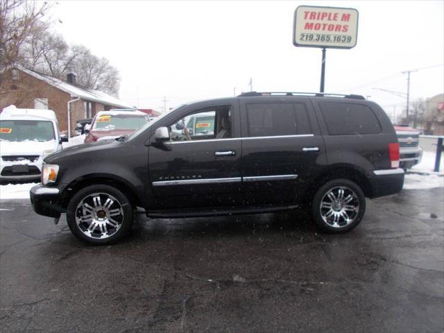 used 2007 Chrysler Aspen car, priced at $7,995