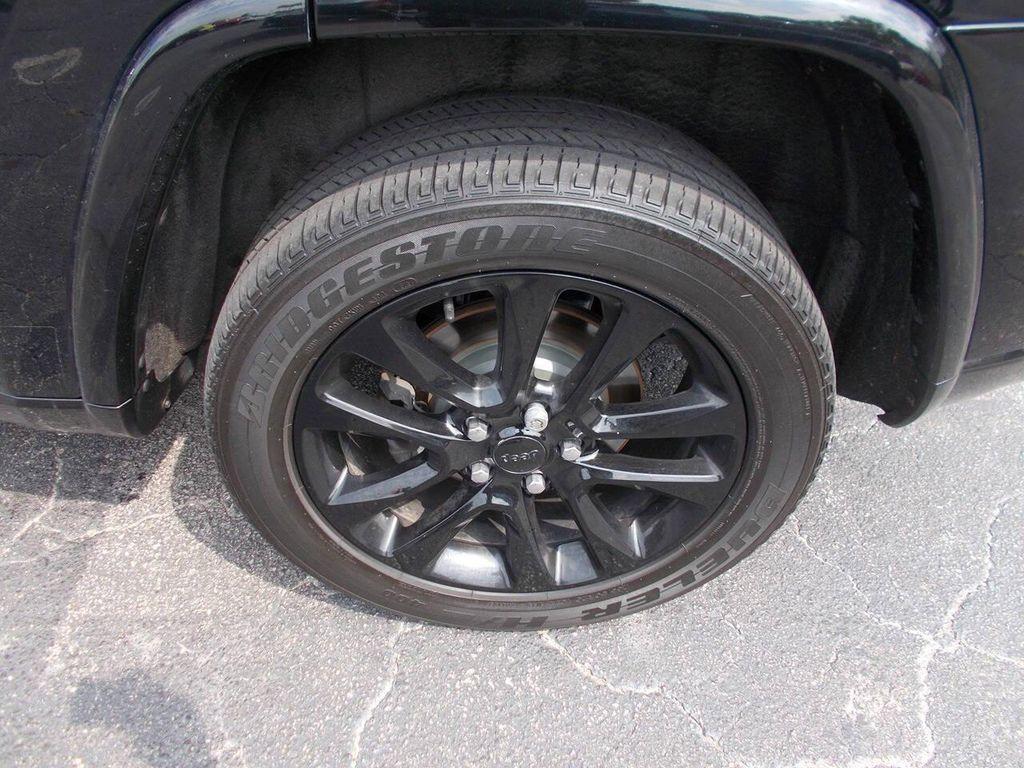 used 2020 Jeep Grand Cherokee car, priced at $17,495
