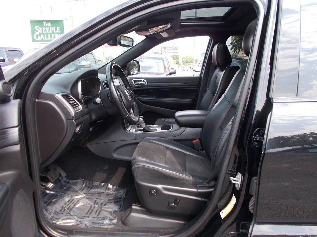 used 2020 Jeep Grand Cherokee car, priced at $17,495