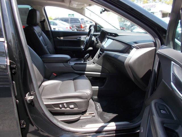 used 2019 Cadillac XT5 car, priced at $17,495