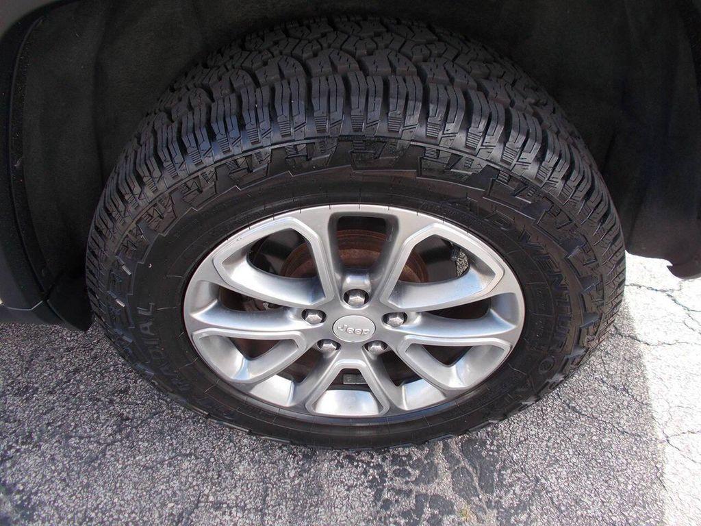used 2014 Jeep Grand Cherokee car, priced at $10,495