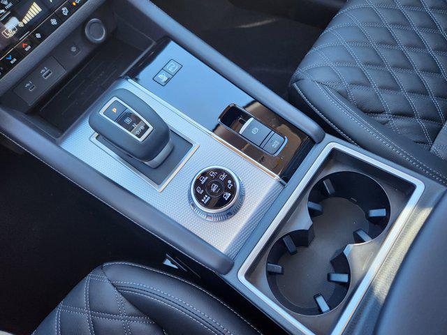 new 2025 Mitsubishi Outlander PHEV car, priced at $43,725