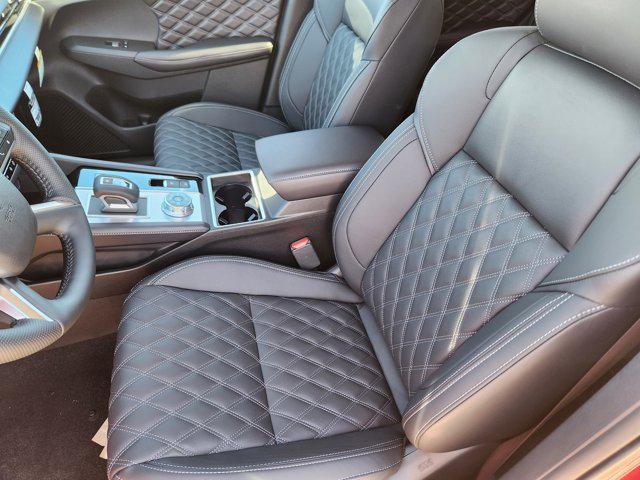 new 2025 Mitsubishi Outlander PHEV car, priced at $43,725