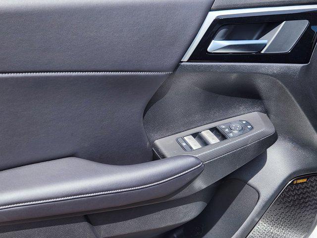 new 2025 Mitsubishi Outlander car, priced at $35,190