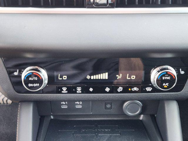 new 2025 Mitsubishi Outlander car, priced at $35,190