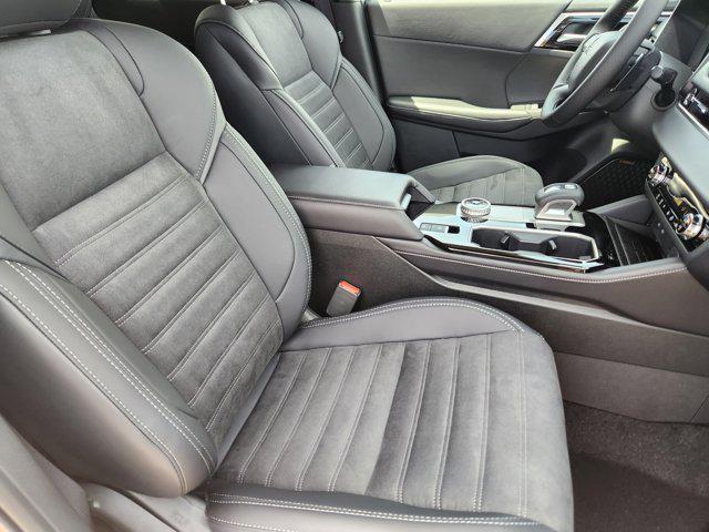 new 2025 Mitsubishi Outlander car, priced at $35,190