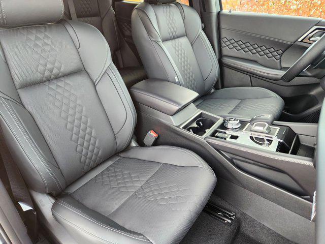 new 2025 Mitsubishi Outlander PHEV car, priced at $44,190