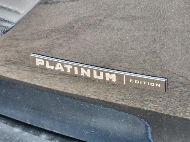 new 2025 Mitsubishi Outlander car, priced at $41,590