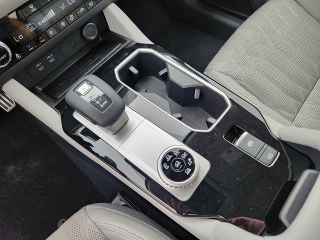 new 2025 Mitsubishi Outlander car, priced at $41,590