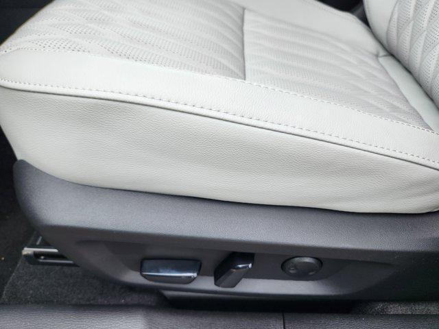 new 2025 Mitsubishi Outlander car, priced at $41,590