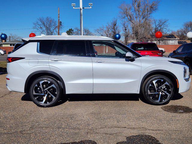 new 2024 Mitsubishi Outlander car, priced at $35,370