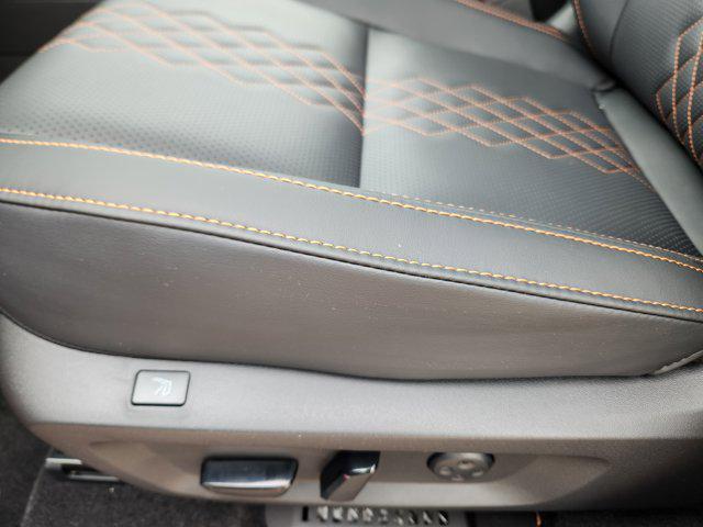 new 2025 Mitsubishi Outlander PHEV car, priced at $46,825