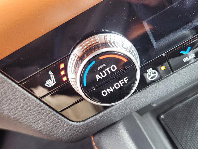 new 2025 Mitsubishi Outlander PHEV car, priced at $46,825